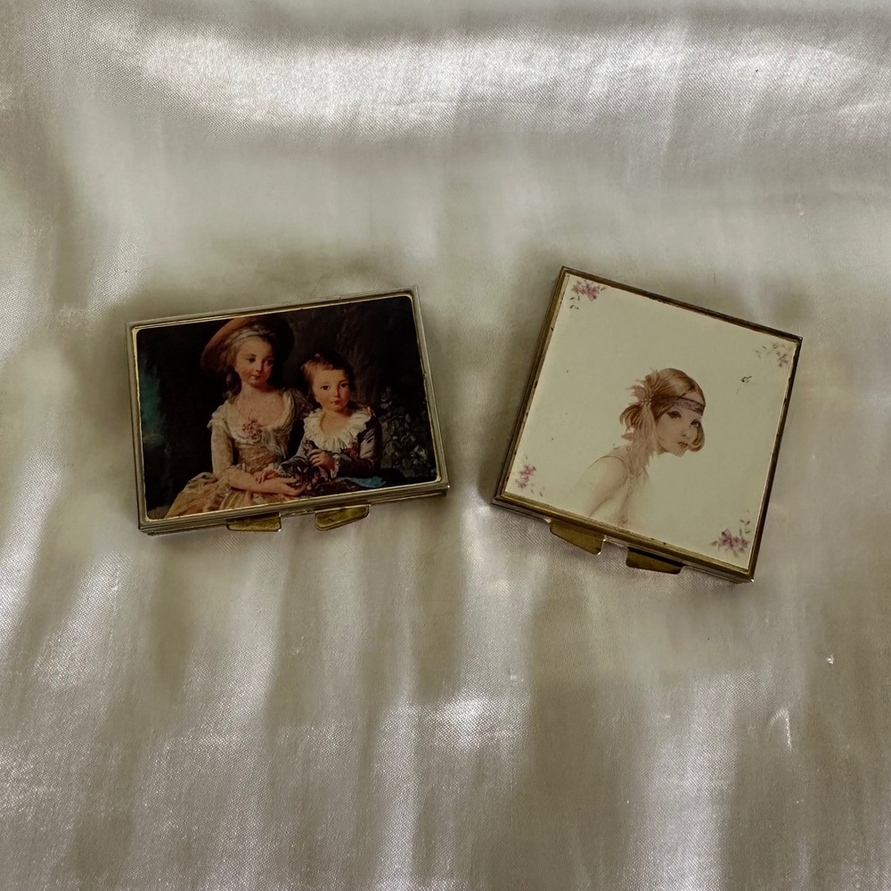 Unbranded Pill Box Set Women  Gold Good Vintage Art Portrait Cases 2pc
